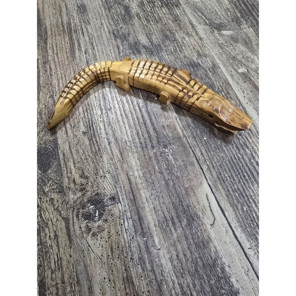 Toy Hand Carved Toy Alligator Wooden Crocodile Movable Articulating Bendable 11"